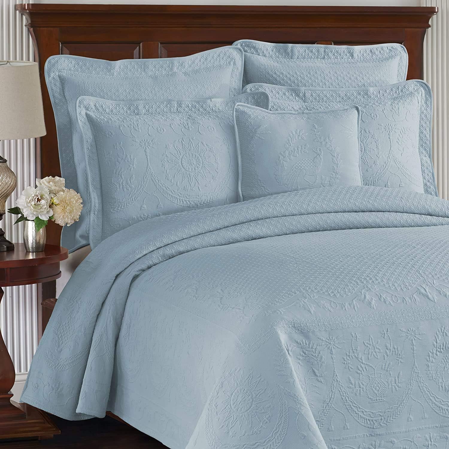 King Charles Modern Farmhouse Floral Matelasse Bedspread, 100% Cotton Breathable Bedding, King/CalKing, Blue