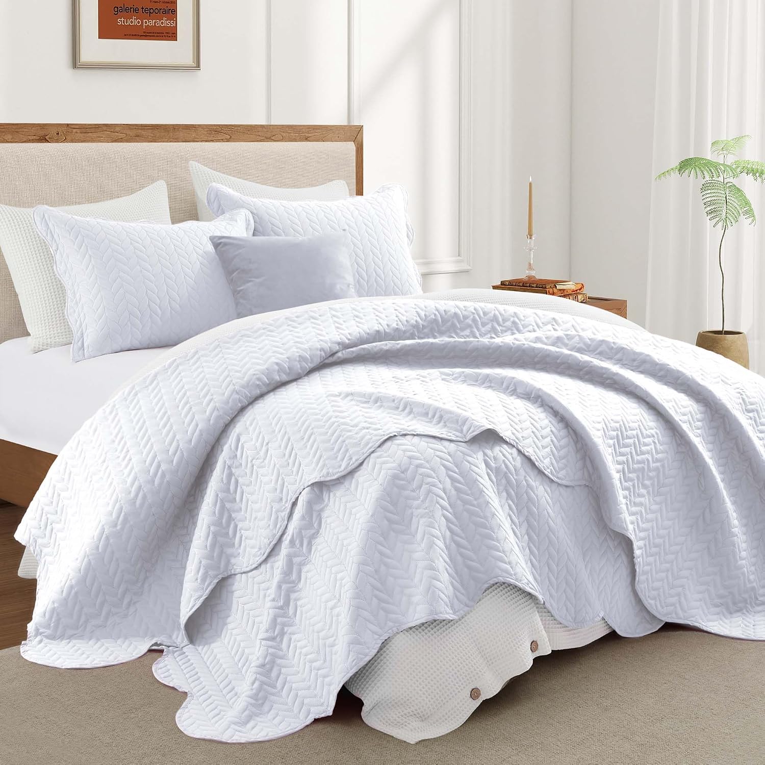 IR Imperial Rooms 8 Pack Quilt King Size Bedding (106' x 96') - Bulk Wholesale for Hotels, Guest Bedroom & Airbnbs - Lightweight Microfiber Reversible Embossed Quilts Bedspread (White)