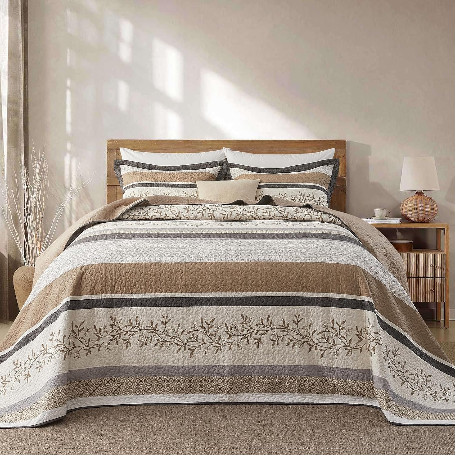 Farmhouse Oversized King Bedspread 128'x120' - 100% Cotton Lightweight California King Quilt Set, Reversible Botanical Striped Pattern Extra Wide Quilted Bedding Coverlet, 3 Pcs, Khaki/Gray