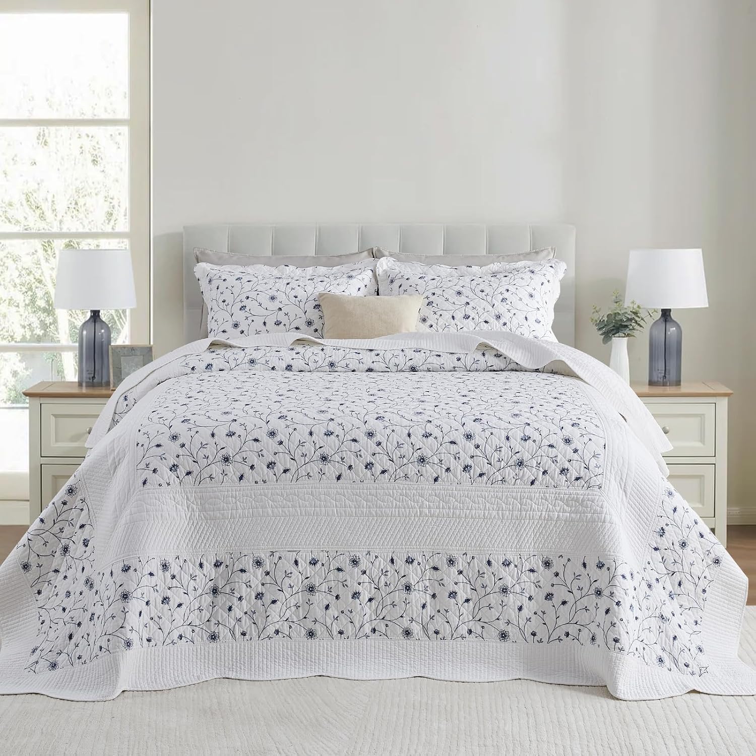 Floral Bedspread 120'x120' Oversized King Bedspread, 100% Cotton California King Quilt with 2 Pillow Shams, Lightweight Vintage Quilted Bedspreads Coverlet Sets, White/Blue, 3 Pcs