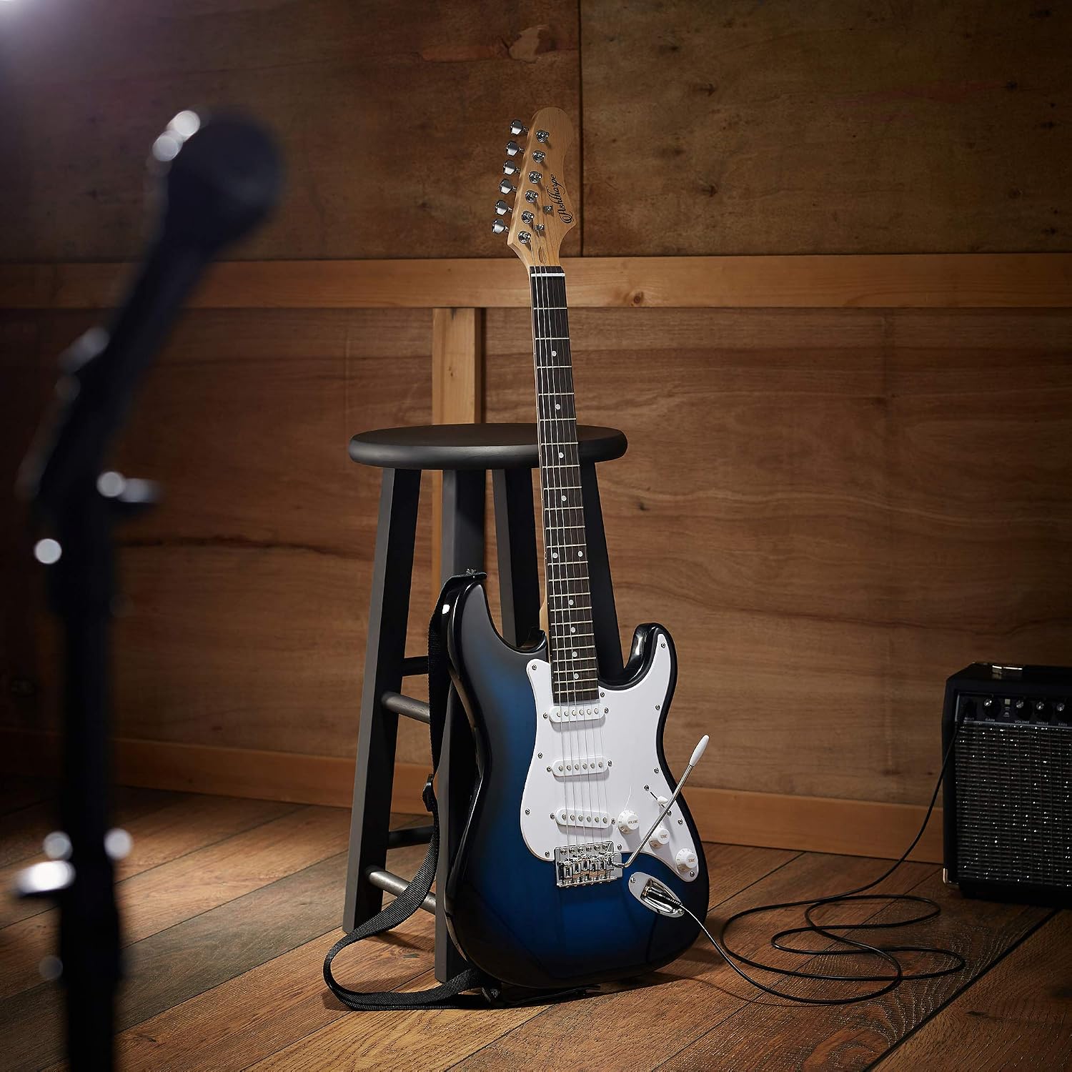 Ashthorpe 39-Inch Electric Guitar (Blue-White), Full-Size Guitar Kit with Padded Gig Bag, Tremolo Bar, Strap, Strings, Cable, Cloth, Picks