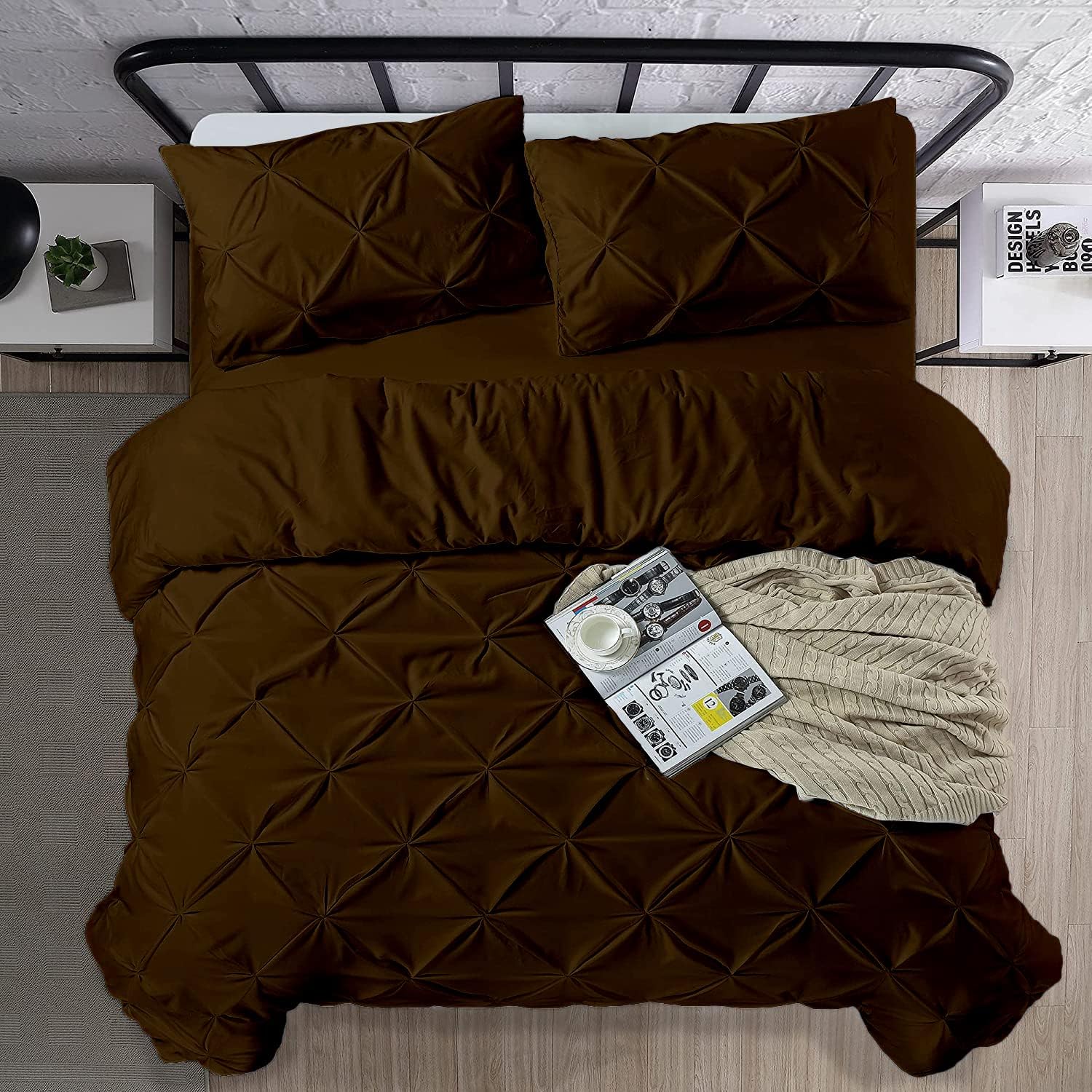 Crown Collection Luxuriate Hotel 1000-TC Hypoallergenic Ultra Soft Design 100% Egyptian Cotton Pinch Plated Duvet Cover with Zipper Colser & 2pcs Pillow Case Set (Oversize 98x120, Brown)