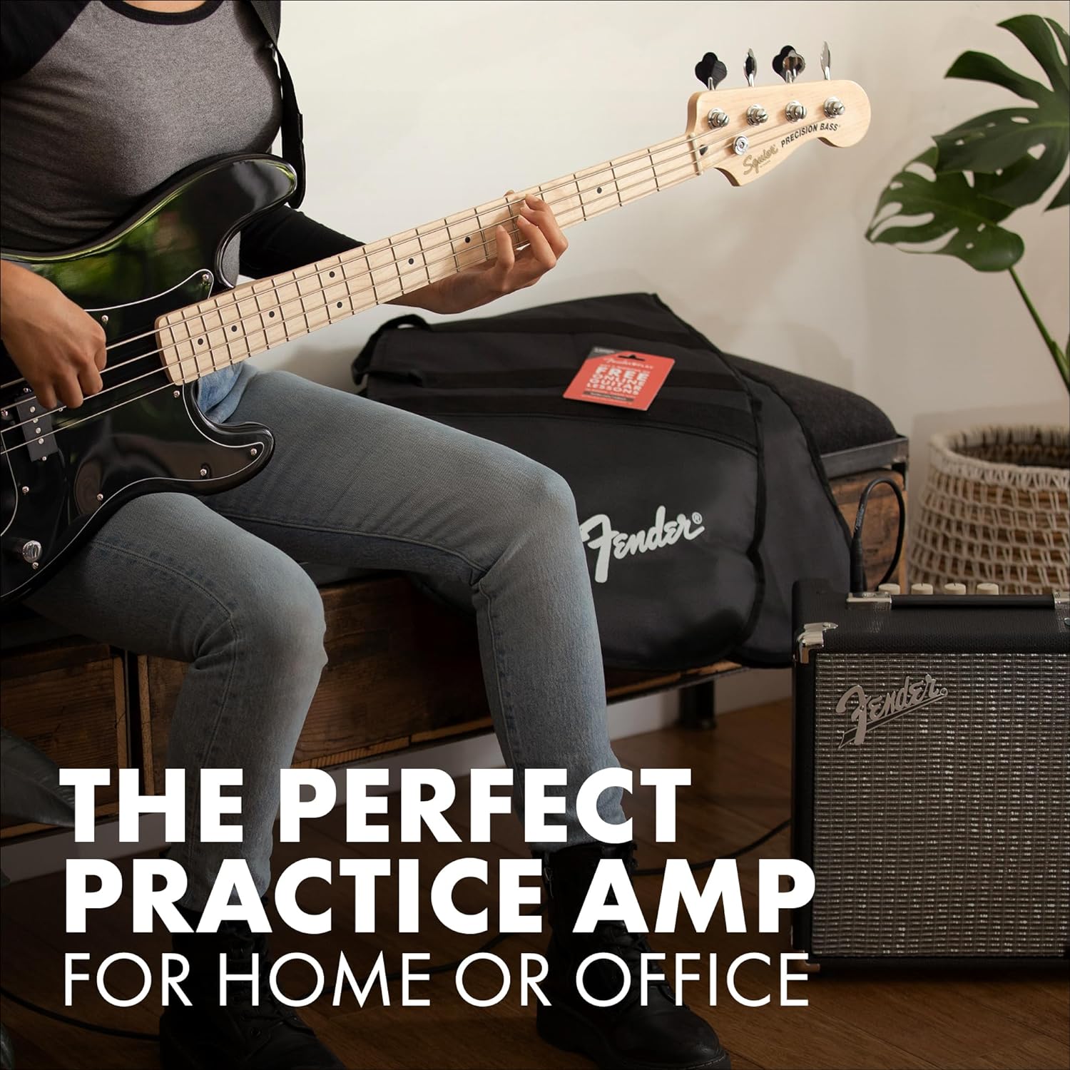 Fender Rumble 25 V3 Bass Guitar Amplifier, 25-Watt Combo Amp with 8' Speaker, Switchable Overdrive, Mid-Scoop Contour, Aux In & Headphone Out, with 2-Year Warranty
