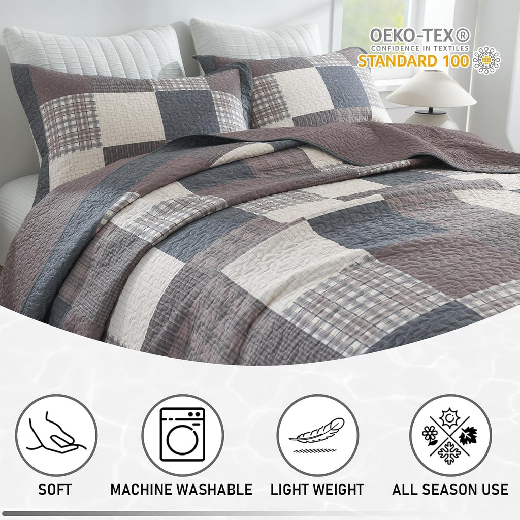 KALOOLA Farmhouse Quilts Queen Size - 100% Cotton Lightweight Quilted Bedding Set 3 Pcs, Cottage Printed Plaid Bedspread with 2 Pillow Shams, Reversible Bed Coverlet for All Season, Gray/Brown/Beige