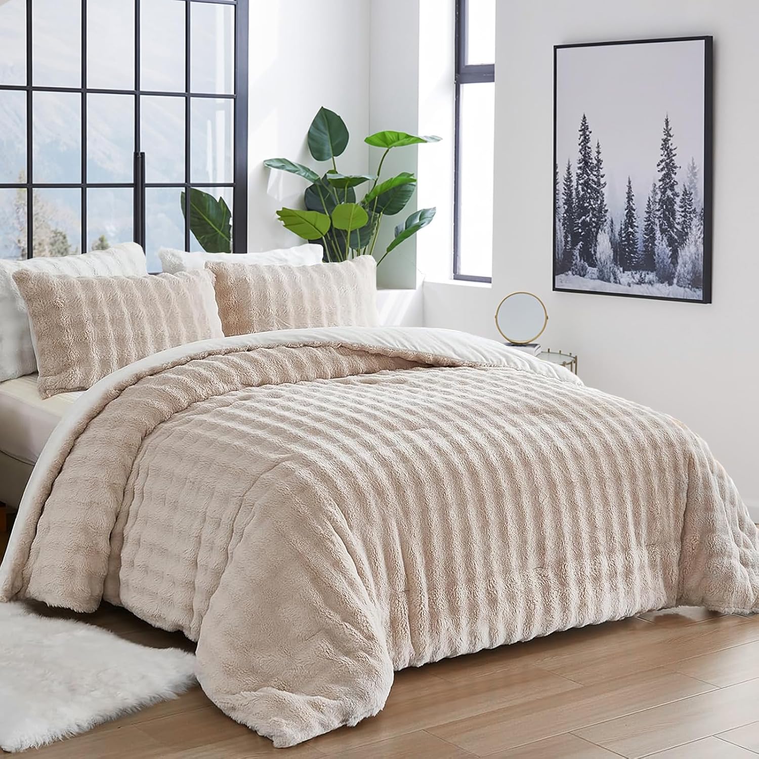 Bedbay Faux Fur Beige Bedding Comforter Set 3 Pieces Fuzzy Plush Comforter Set King Size Luxury Faux Rabbit Fur Bubble Bedding Soft Warm Shaggy Velvet Reversible Duvet Set for Girls Teen Adults