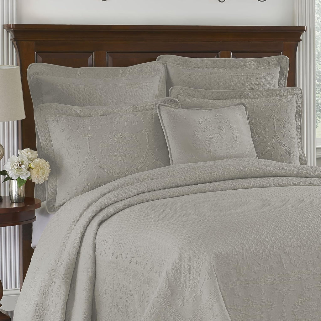 King Charles Modern Farmhouse Floral Matelasse Bedspread, 100% Cotton Breathable Bedding, Full/Queen, Grey