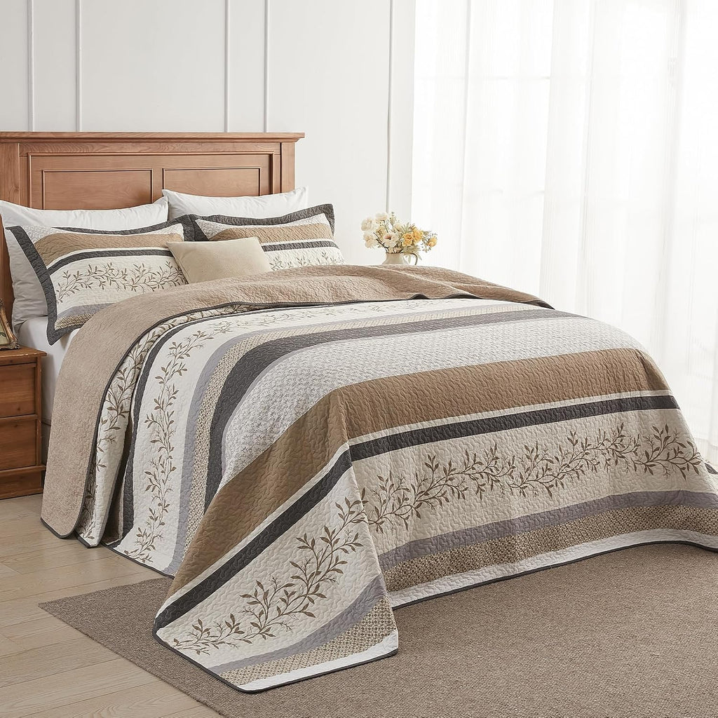 Farmhouse Oversized King Bedspread 128'x120' - 100% Cotton Lightweight California King Quilt Set, Reversible Botanical Striped Pattern Extra Wide Quilted Bedding Coverlet, 3 Pcs, Khaki/Gray