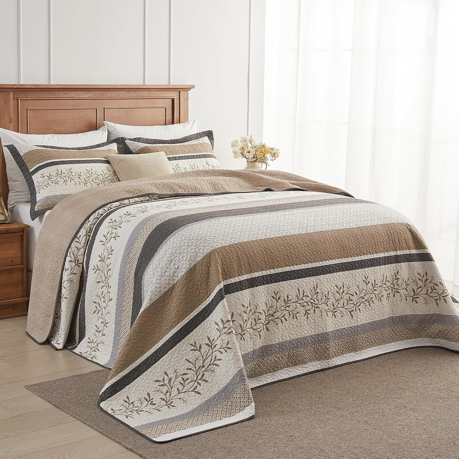 Farmhouse Oversized King Bedspread 128'x120' - 100% Cotton Lightweight California King Quilt Set, Reversible Botanical Striped Pattern Extra Wide Quilted Bedding Coverlet, 3 Pcs, Khaki/Gray