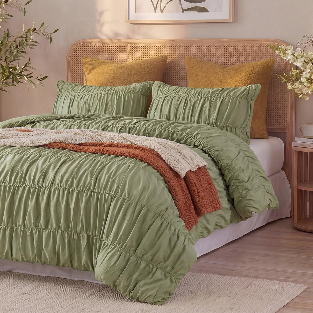 Bedbay Ruched Comforter Set King Size,100% Cotton Boho Bedding Set,Avocado Green Cinched Fluffy Comforter for Bedroom,3 Pcs Vintage Ruffle Bedding Aesthetic Room Decor for All Seasons