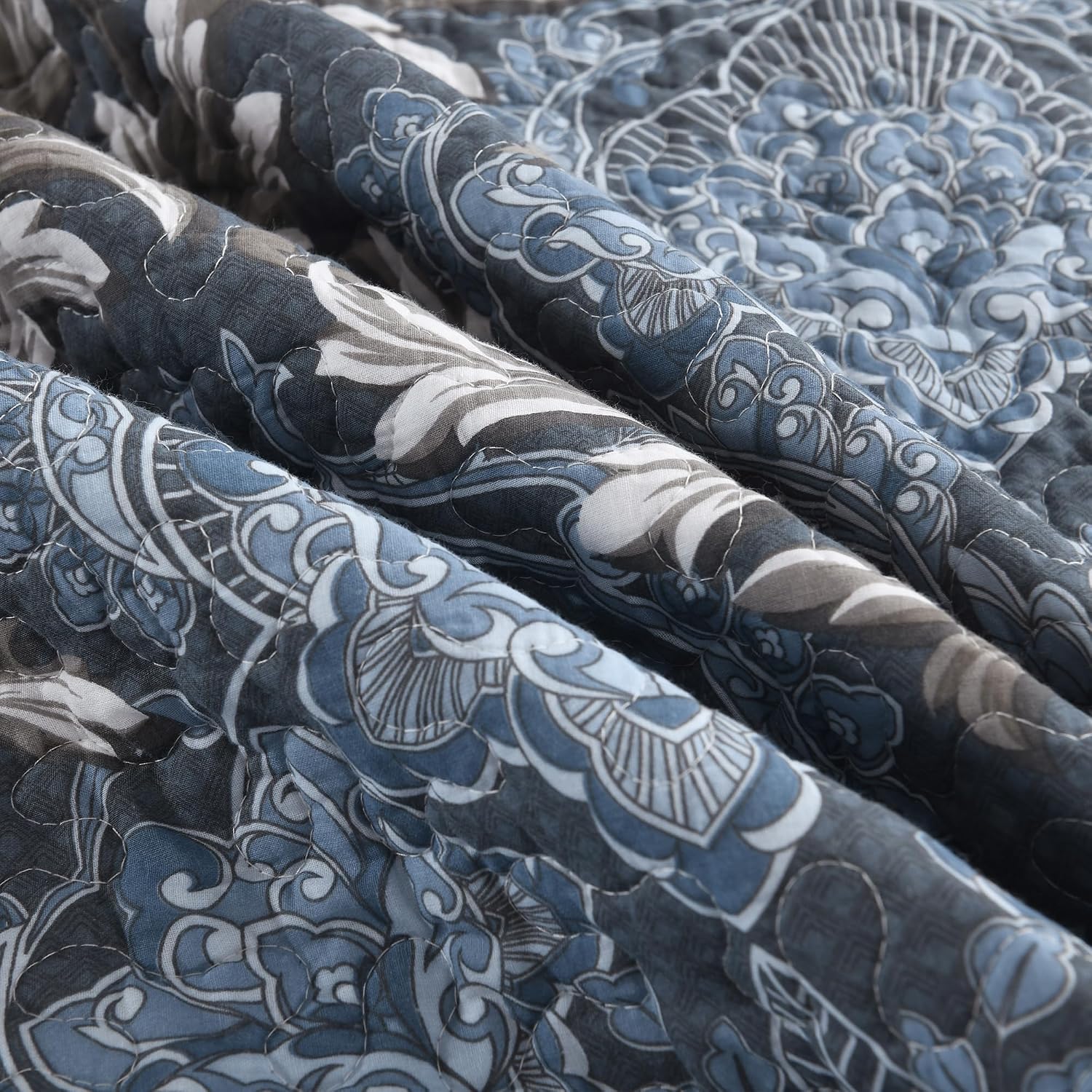 King Size Quilt Set - Blue Gray and White Quilt Set King, 100% Cotton Floral Bedspread Set 3 Piece, Traditional Elegant Lightweight Comforter, Reversible Quilt Bedding Set for All Season