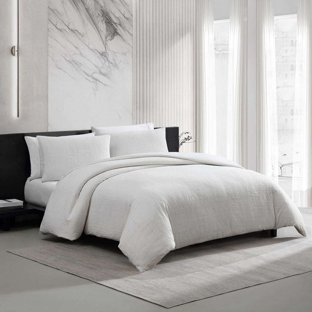 Vera Wang - Comforter Set, Luxurious Bedding Set with Matching Shams, Grid Pattern Design, Chic Room Essentials (Bark Texture White, Queen)