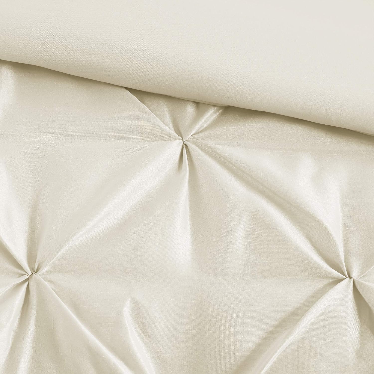 Madison Park Laurel Cozy Comforter Set - Traditional Tufted Faux Silk Design, All Season Down Alternative Bedding with Matching Shams, Decorative Pillow, Ivory King(104'x92') 7 Piece