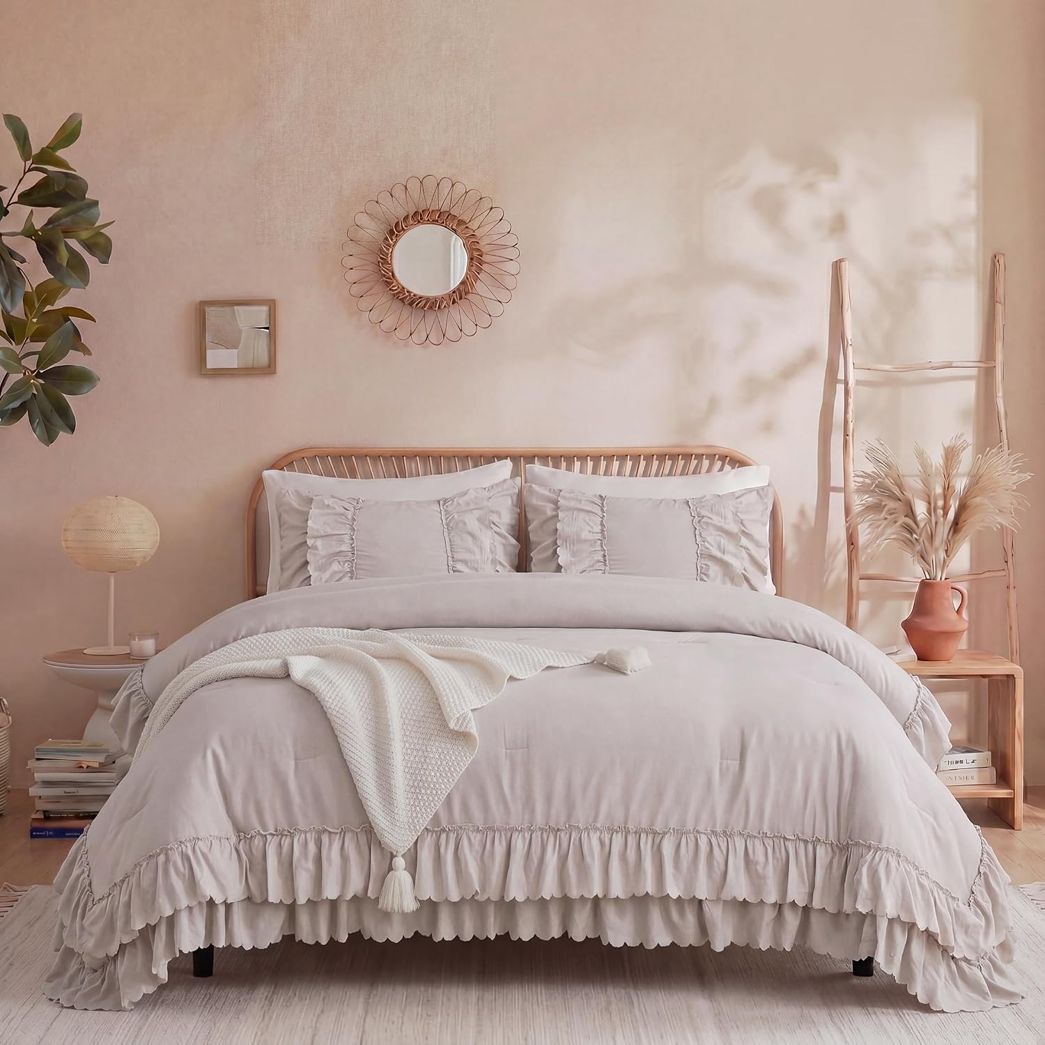 Herside Beige Cotton Ruffle Comforter King Size,2 Layers Ruffles Boho Bedding Set,3 Pcs Fluffy Vintage Comforter Farmhouse Soft and Cozy Lightweight Quilt Set for Women Home Decor