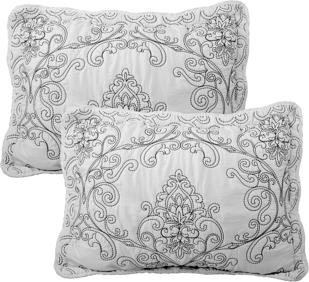 Home Soft Things Damask 4 Piece Bedspread Set, Scalloped Edge Reversible Quilt Coverlet Comforter Prewashed Bedding Set, Matelasse Embossed Floral Solid Pattern,White Oversize King(120' x 120')