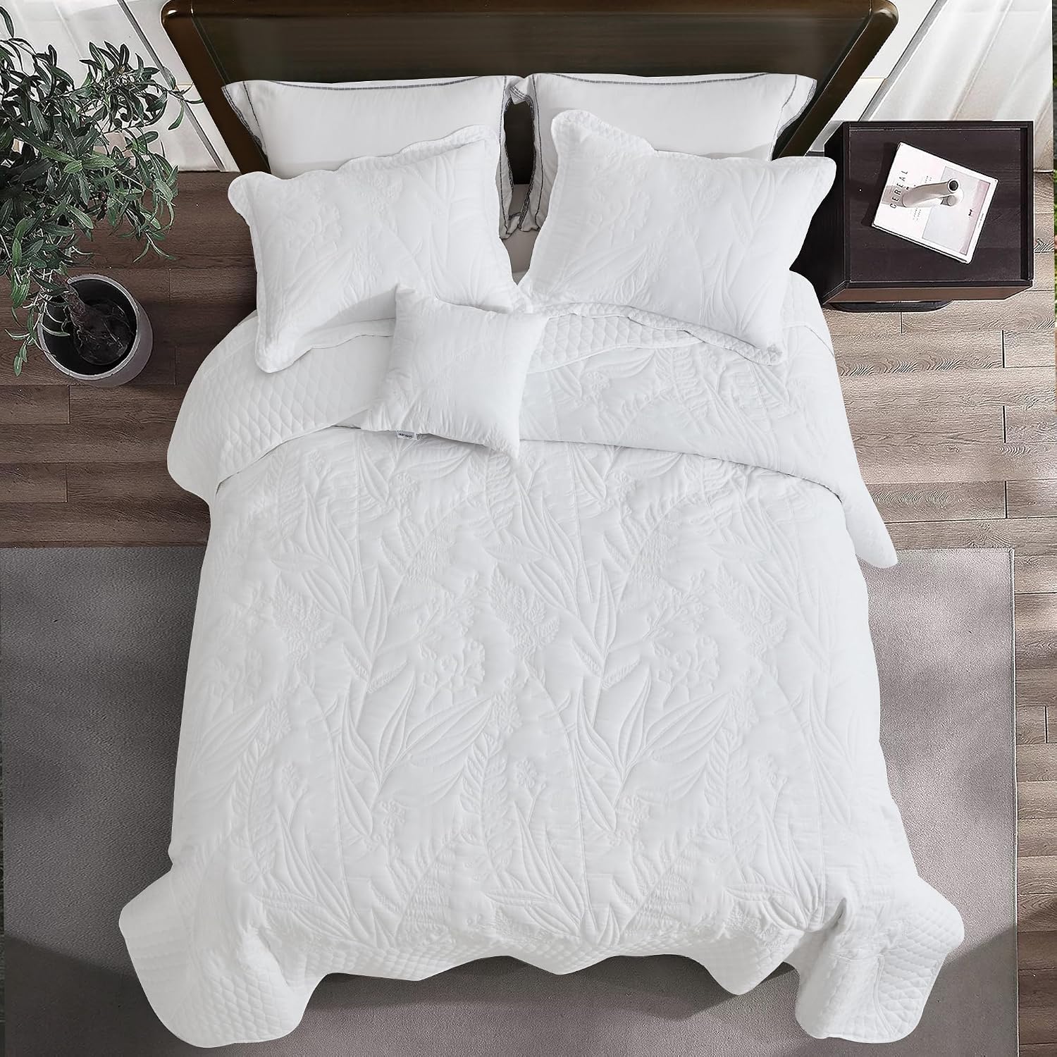 DaisyHuang Botanical Oversized Bedspread Queen Size - Leaves Pattern Stitching Quilt Set - Elegant & Fresh Style Bedding Coverlets, Reversible, Lightweight, 5 Piece, White