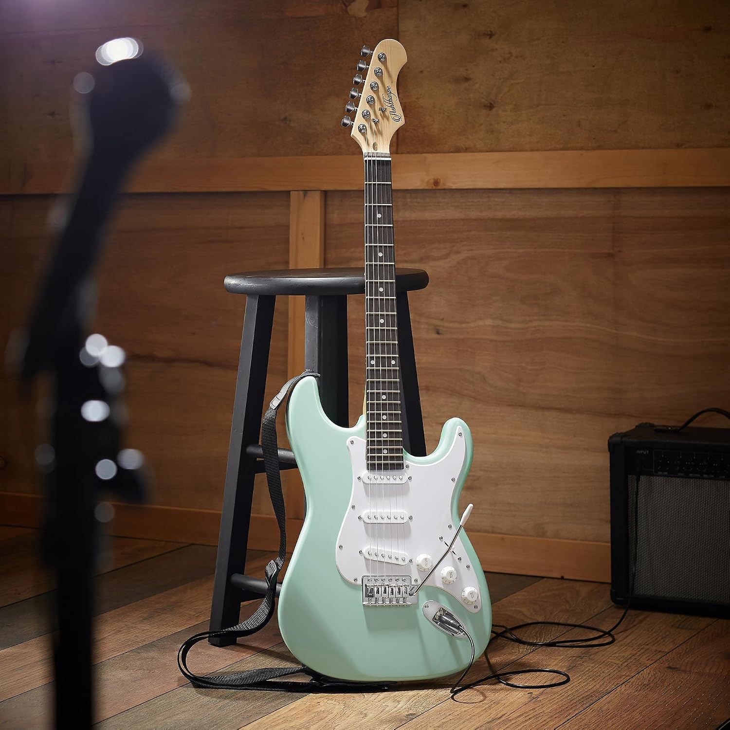 Ashthorpe 39-Inch Electric Guitar (Mint Green-White), Full-Size Guitar Kit with Padded Gig Bag, Tremolo Bar, Strap, Strings, Cable, Cloth, Picks