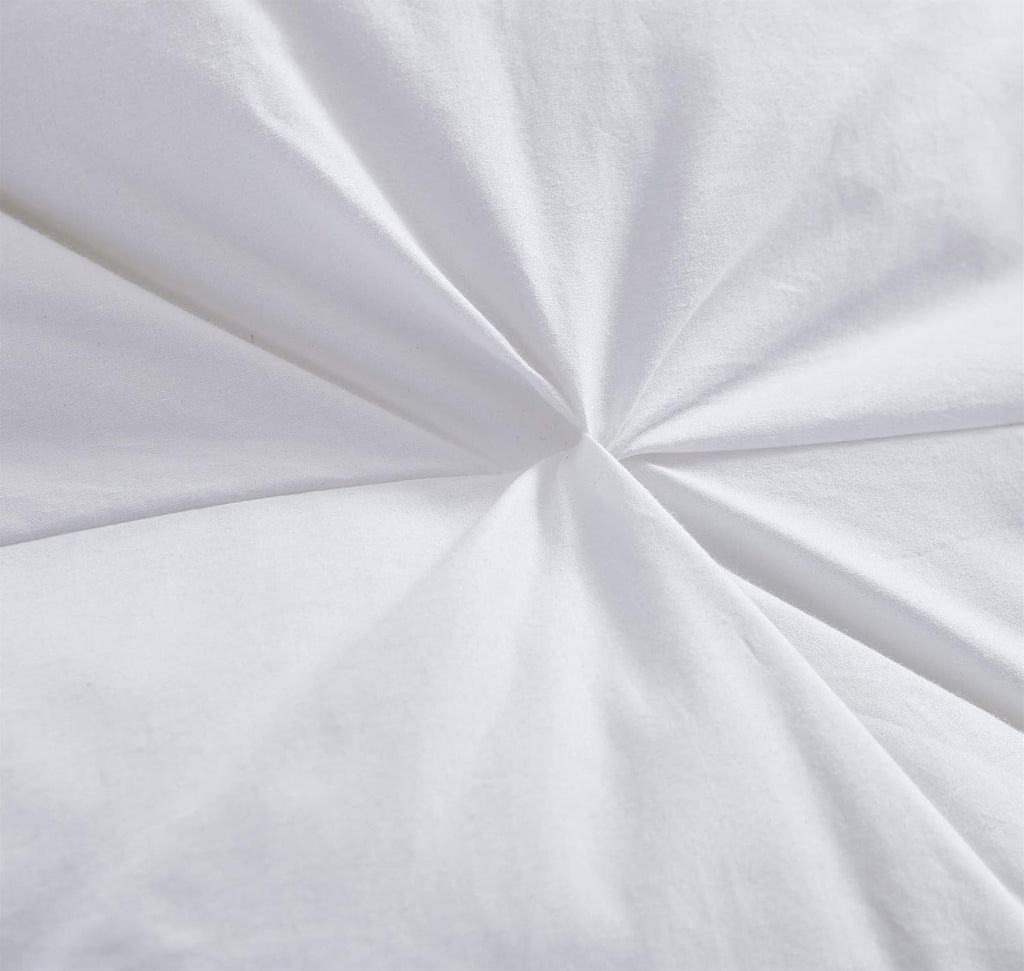 Luxurious All-Season Goose Down Feather Fiber Comforter Oversize Queen Duvet Insert (98x98), Exquisite Pinch Pleat Design- White, Premium Baffle Box, 100% Egyptian Cotton Cover, 70 oz. Fill Weight