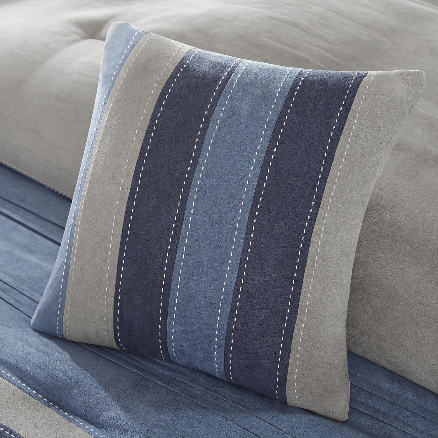 Madison Park - MP10-1638 Collins Comforter Set Bed in a Bag, Cal King(104'x92'), Blue Grey