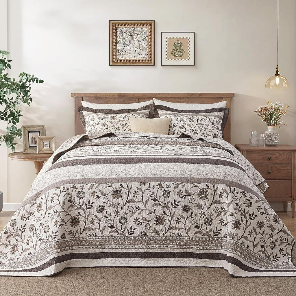 Farmhouse Oversized Bedspread Queen Size 102'x120' - 100% Cotton Lightweight Extra Large Quilt with 2 Pillowshams, Reversible Botanical Striped Pattern Bedding Coverlet, 3 Pcs, Brown/Coffee