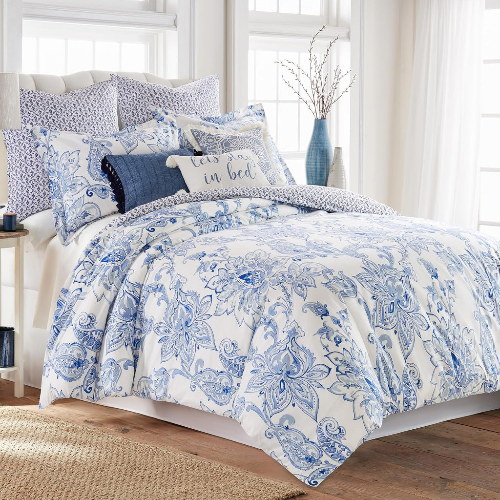 Levtex Home - Bennett Duvet Cover Set - Twin Duvet Cover + One Standard Pillow Case - Floral Paisley - Blue and White - Duvet Cover (68 x 88in.) and Pillow Case (26 x 20in.) - Cotton