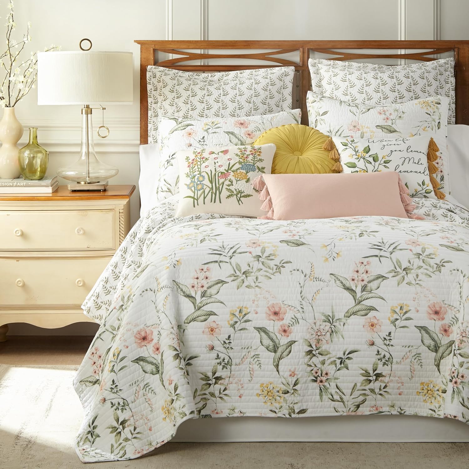 Levtex Home Viviana Reversible Twin XL/Twin Quilt Set (68x86in) with 1 Pillow Sham (26x20in) - Floral - Blush, Green, White - 100% Cotton Twin Size Quilt Bedding Set - Lightweight, Soft, Pre-Washed