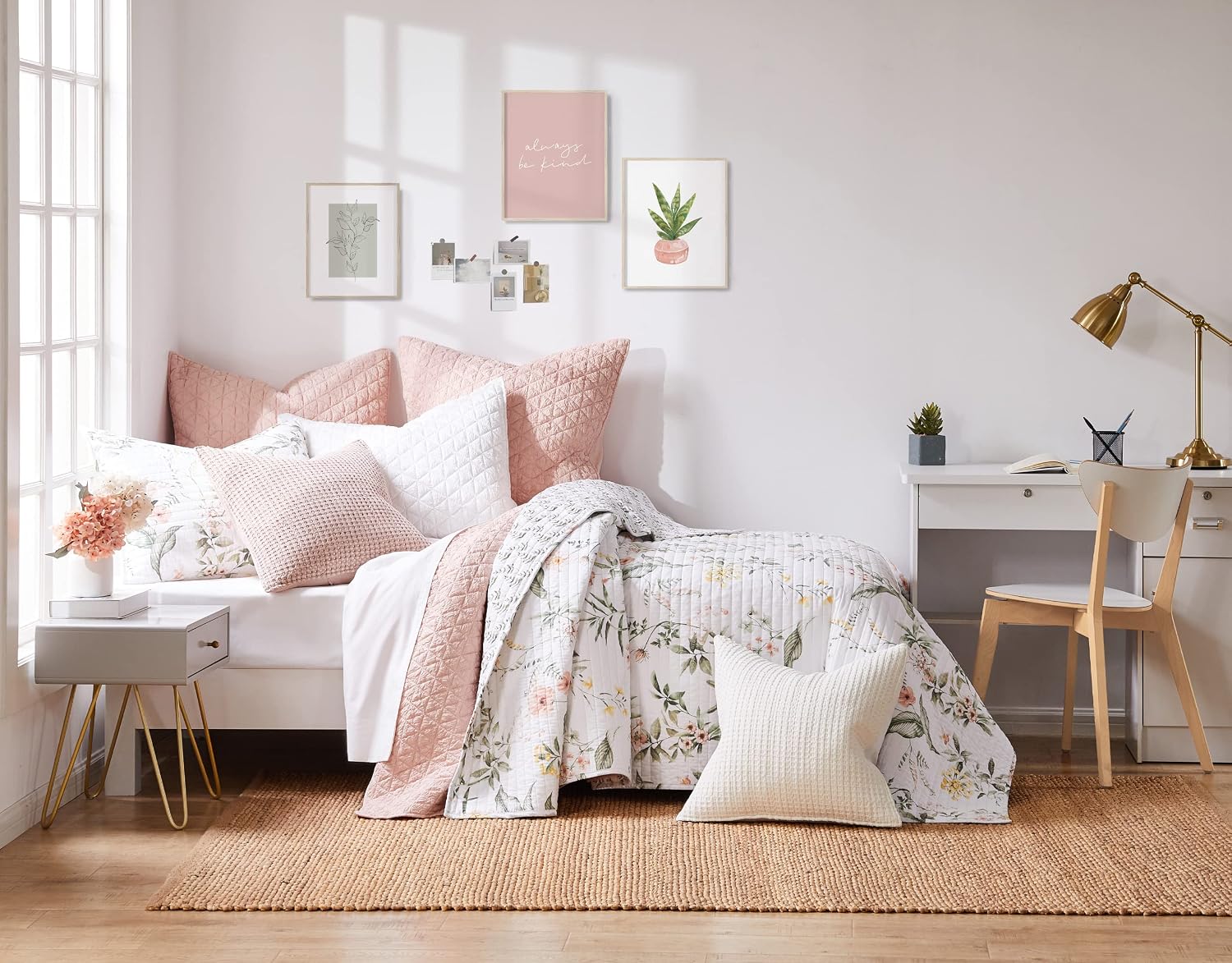 Levtex Home Viviana Reversible Twin XL/Twin Quilt Set (68x86in) with 1 Pillow Sham (26x20in) - Floral - Blush, Green, White - 100% Cotton Twin Size Quilt Bedding Set - Lightweight, Soft, Pre-Washed