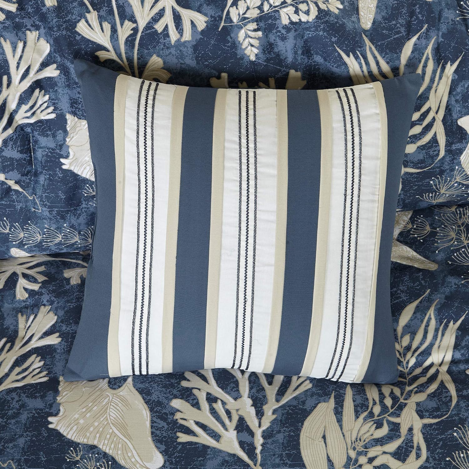 Madison Park 100% Cotton Comforter Set-Coastal Coral, Starfish Design All Season Down Alternative Cozy Bedding with Matching Shams, Decorative Pillow, King (104 in x 92 in), Cape Cod Navy 7pcs