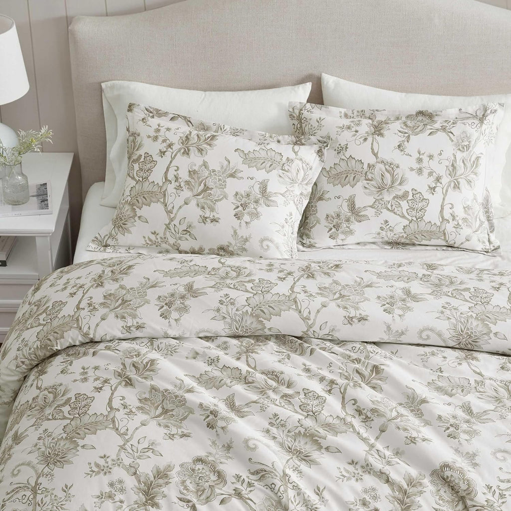 Martha Stewart - Queen Duvet Cover Set, Smooth Sateen Front with Subtle Sheen & Lightweight Cotton Percale Reverse, 3 Piece Bed Set with Matching Pillowcases (Avery Floral Grey)