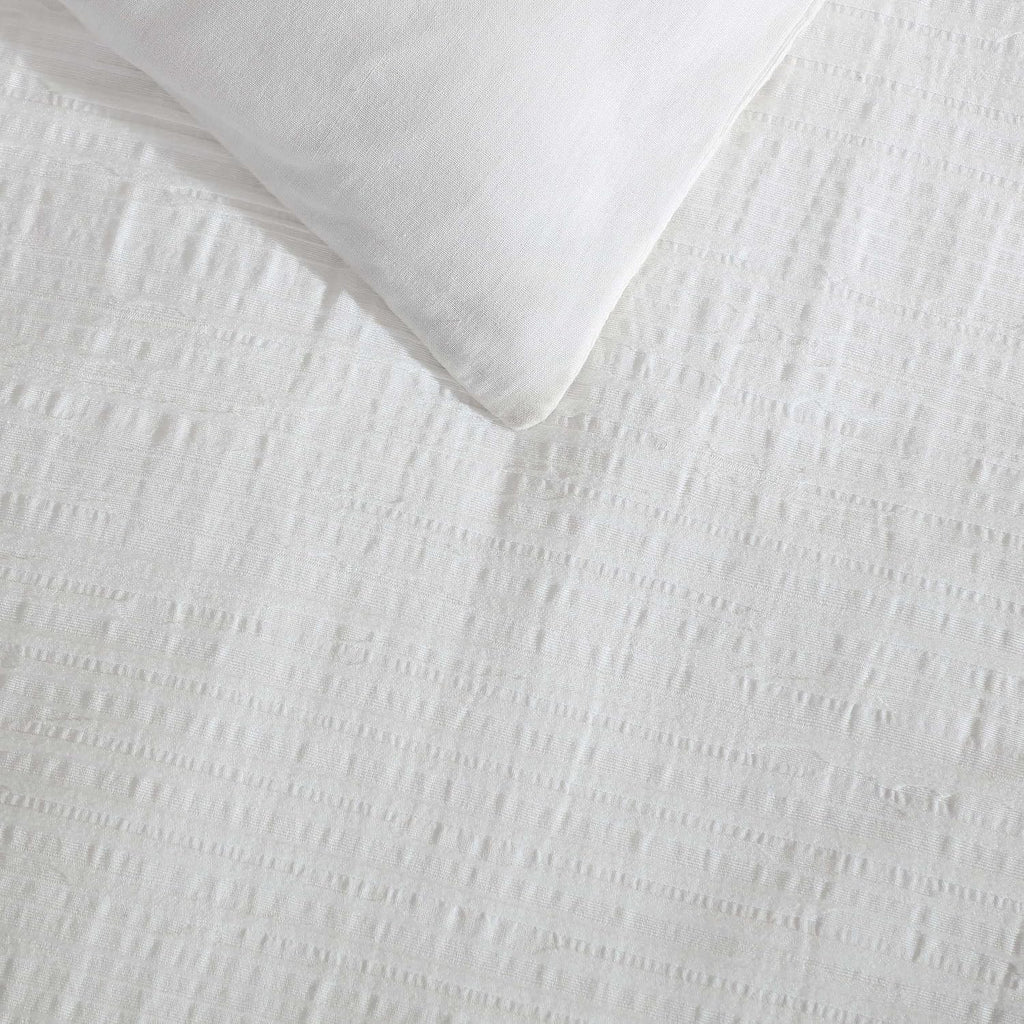 Vera Wang - Comforter Set, Luxurious Bedding Set with Matching Shams, Grid Pattern Design, Chic Room Essentials (Bark Texture White, Queen)