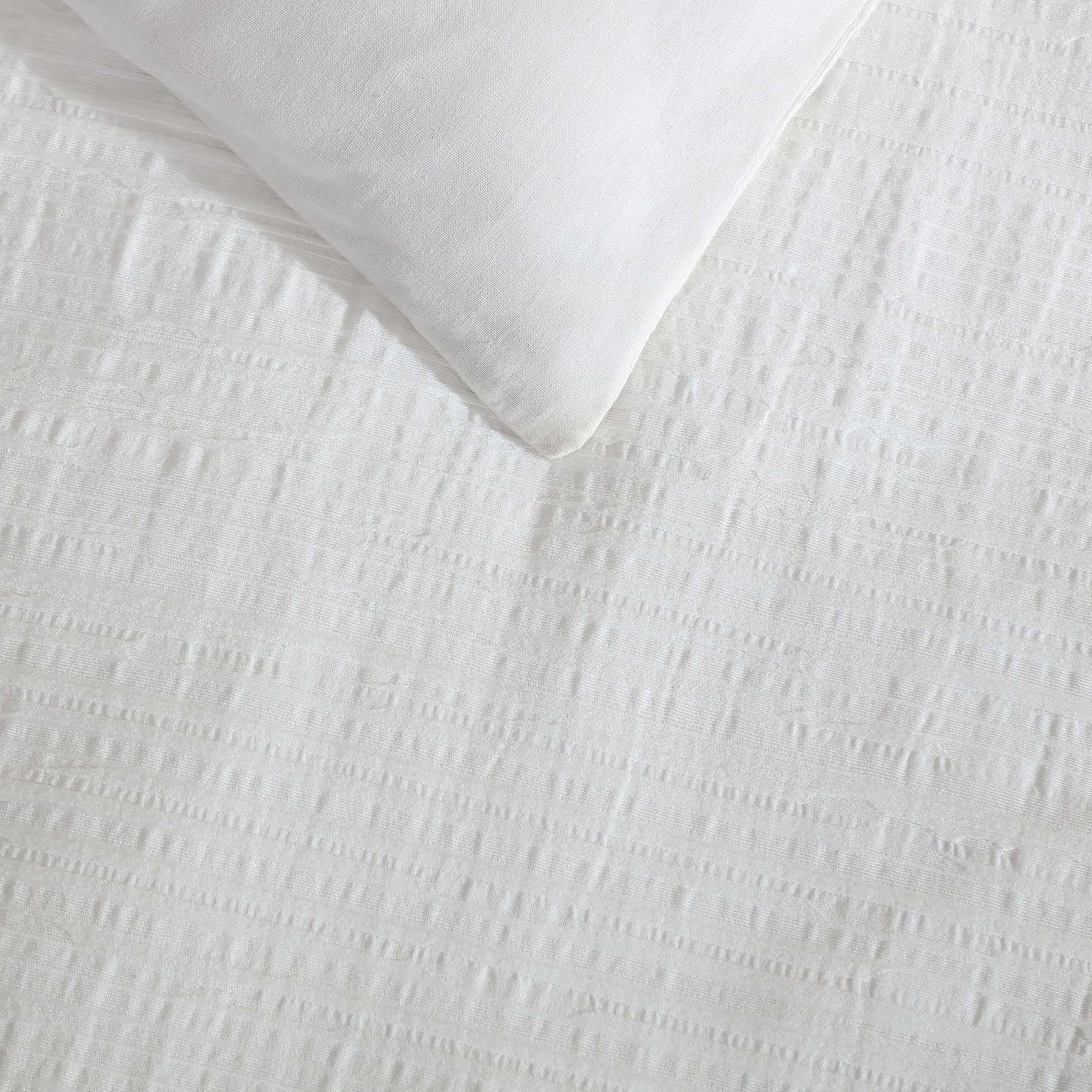 Vera Wang - Comforter Set, Luxurious Bedding Set with Matching Shams, Grid Pattern Design, Chic Room Essentials (Bark Texture White, Queen)