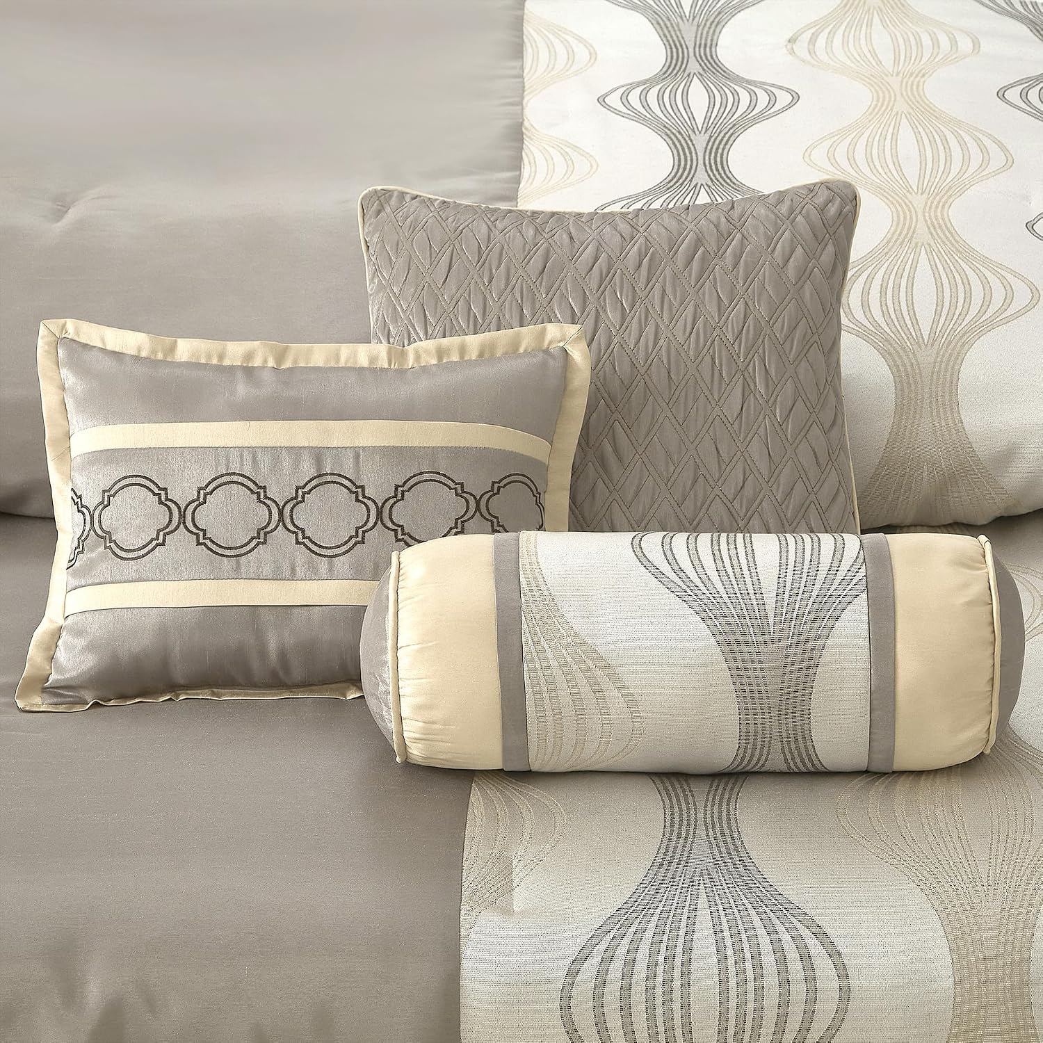 LANCO MODERN LIFESTYLE King Comforter Set, Grey Gold, 7 Pieces in a Bag, Ultra Soft Jacquard with Solid Piecework, Luxury Bed Set with Comforters, Bed Skirt, Pillow Shams and Decorative Pillows