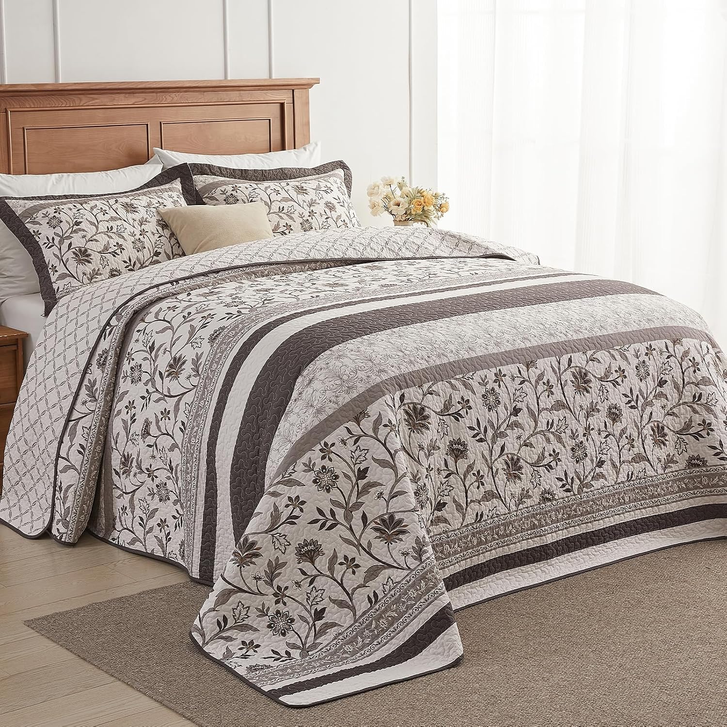 Farmhouse Oversized Bedspread Queen Size 102'x120' - 100% Cotton Lightweight Extra Large Quilt with 2 Pillowshams, Reversible Botanical Striped Pattern Bedding Coverlet, 3 Pcs, Brown/Coffee