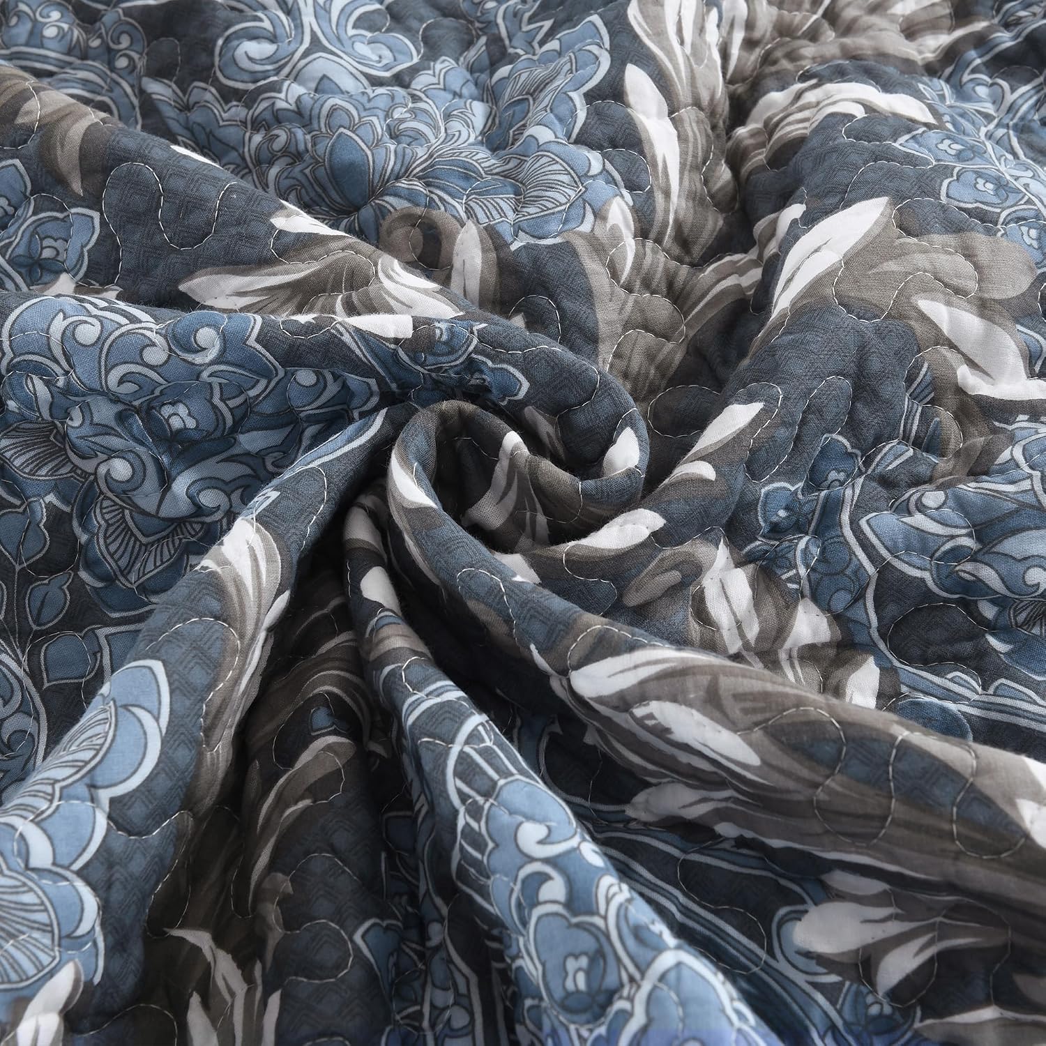 King Size Quilt Set - Blue Gray and White Quilt Set King, 100% Cotton Floral Bedspread Set 3 Piece, Traditional Elegant Lightweight Comforter, Reversible Quilt Bedding Set for All Season