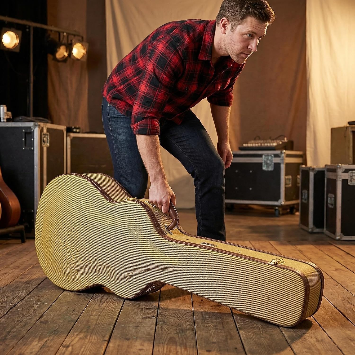 Crossrock Case - Hard-Shell Wooden Guitar Case - Fits 4/4 Classical Nylon String Guitars - Stainless Steel Latches, Sponge Lining, Metal Feet, Storage Space - Vinyl Tweed